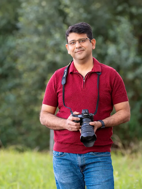 Hiren - Sydney photographer specialising in family and event photography